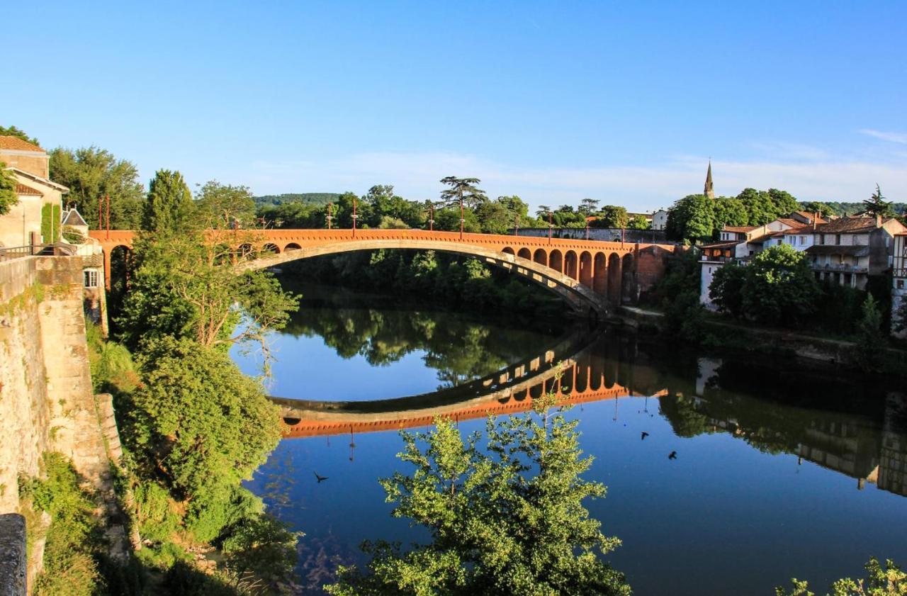 En Bord De Riviere Panzió Casseneuil Kültér fotó